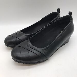 TredSafe Moulin Oil & Slip Resistant Wedge Women's 9.5 Dreamcell Anti-Fatigue